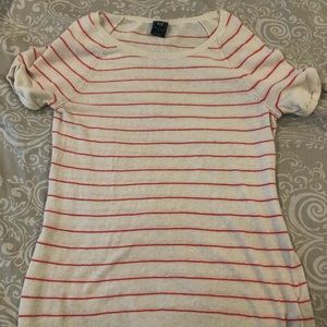 Gap White w/ pink Stripes Shirt
